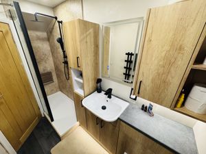 Photo 6- click for photo gallery